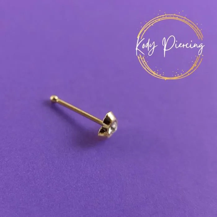 KODY PIERCING Labret Or 9 Carats en forme de Cœur avec Cristal Serti