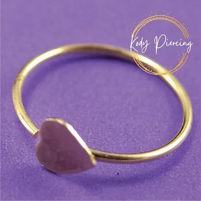 KODY PIERCING Anneau Ouvert Or 9 carats avec Cœur Plat de 3mm