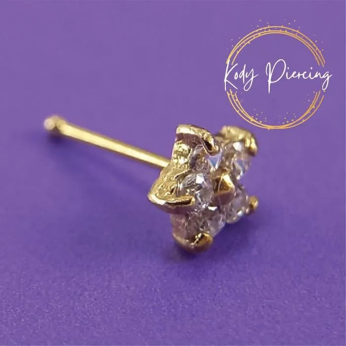 KODY PIERCING Stud Or Jaune 14 Carats avec Zircon Serti en forme d'étoile de 5mm